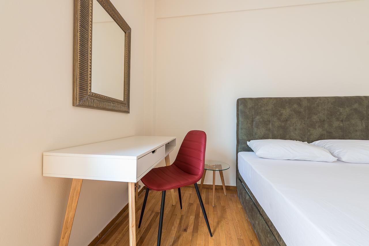Athens Crown Paradise Apartments Экстерьер фото