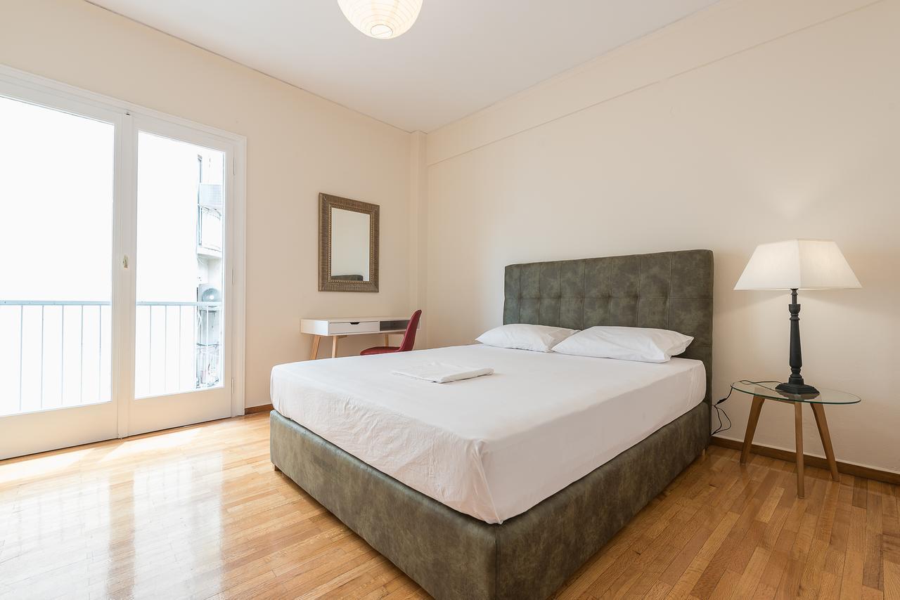 Athens Crown Paradise Apartments Экстерьер фото